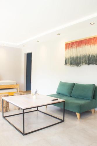아파트 호텔 자딘 (Apart HotelJardín) in 엘 칼라파테 아파트 호텔 자딘 (Apart HotelJardín) in 엘 칼라파테