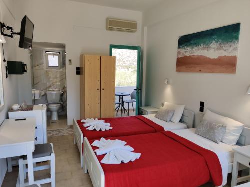 Dimitris Resort Hotel in Adelianos Kampos Dimitris Resort Hotel in Adelianos Kampos