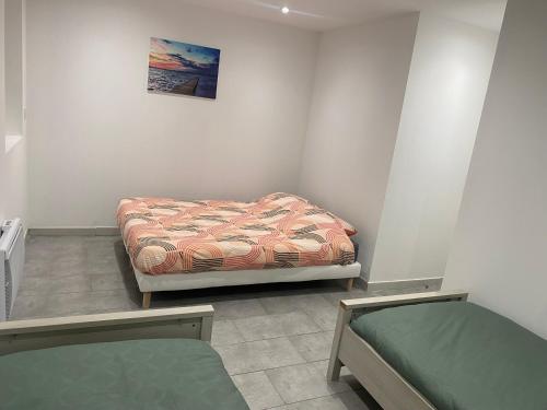 Appartement 1 - Hyper centre - 1 à 8 personnes (Appartement 1 - Hyper centre - 1 a 8 personnes) in Douai Appartement 1 - Hyper centre - 1 à 8 personnes (Appartement 1 - Hyper centre - 1 a 8 personnes) in Douai