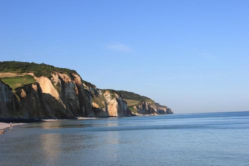 Beach, Camping Le Marqueval in Hautot-sur-Mer Beach, Camping Le Marqueval in Hautot-sur-Mer