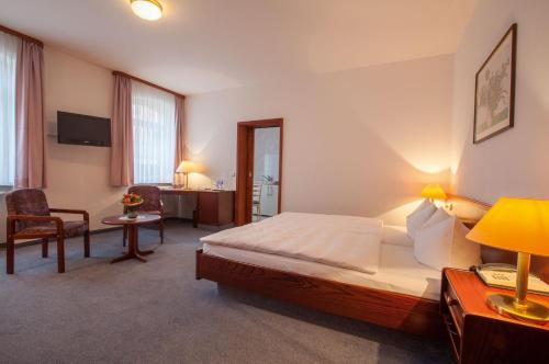 Hotel Arcus in เอลสเทอร์เวอร์ดา Hotel Arcus in เอลสเทอร์เวอร์ดา