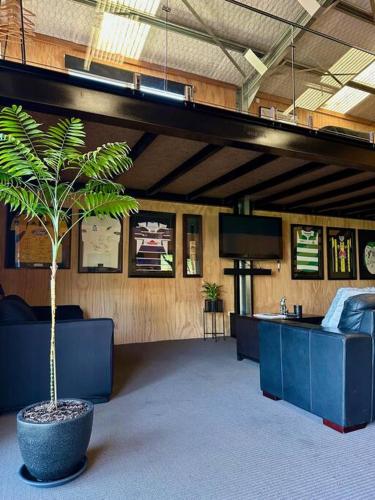 Mount Jowett Retreat in Papaiti Mount Jowett Retreat in Papaiti