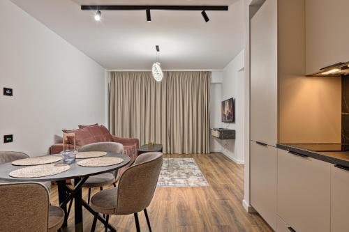 Mountain Bliss in Sinaia Mountain Bliss in Sinaia