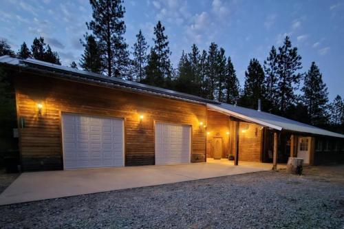 Jordan Creek Ranch in Coulterville (CA) Jordan Creek Ranch in Coulterville (CA)
