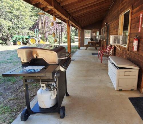 Jordan Creek Ranch in Coulterville (CA) Jordan Creek Ranch in Coulterville (CA)