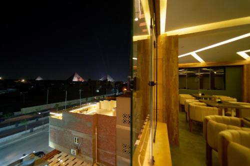 Restoran, Crown Pyramids View Hotel in Giza Restoran, Crown Pyramids View Hotel in Giza