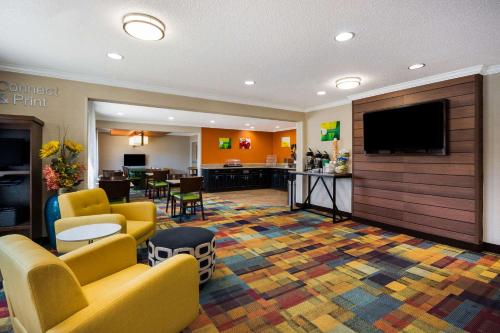 大堂, Quality Inn & Suites Bozeman in 博茲曼 (MT) 大堂, Quality Inn & Suites Bozeman in 博茲曼 (MT)