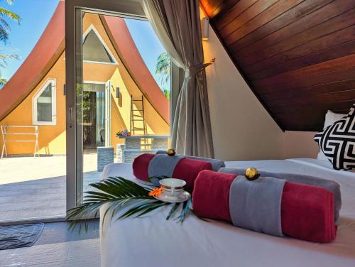 100 négyzetméteres, 4 hálószobás Villa 4 fürdőszobával Klong Szon területén (Ocean Half Moon Villa – by KohChangVillas) in Klong Szon 100 négyzetméteres, 4 hálószobás Villa 4 fürdőszobával Klong Szon területén (Ocean Half Moon Villa – by KohChangVillas) in Klong Szon