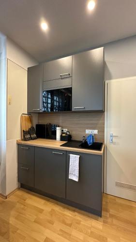 廚房, BELLAHOMES Apartments, Ground Floor, Aircondition, Private Parking, Airport 30 min in 埃爾倫塞 廚房, BELLAHOMES Apartments, Ground Floor, Aircondition, Private Parking, Airport 30 min in 埃爾倫塞