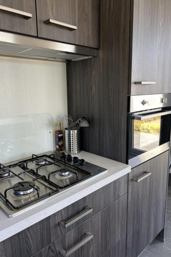 Holiday Home Noordzee Deluxe 32 by Interhome in Tholen Holiday Home Noordzee Deluxe 32 by Interhome in Tholen