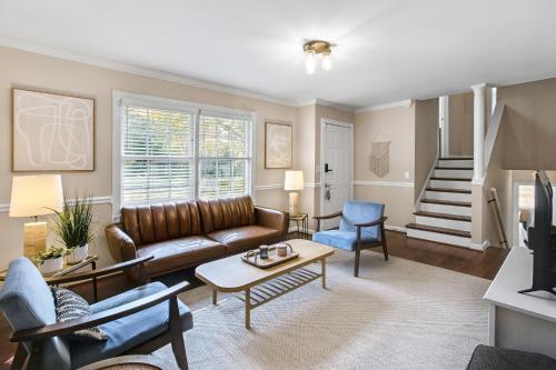 Your Atlanta Adventure Starts Here 4BR in Chamblee Your Atlanta Adventure Starts Here 4BR in Chamblee