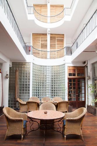 酒吧/Lounge Bar, Hôtel La Résidence (Hotel La Residence) in 聖-路易斯 酒吧/Lounge Bar, Hôtel La Résidence (Hotel La Residence) in 聖-路易斯