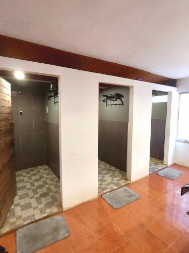 You Empire Hostel & Bar in Pakse You Empire Hostel & Bar in Pakse