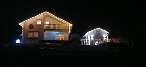 Stunning Sleeps 9 Lakeview Loghome Spa & Yoga in Finnerödja Stunning Sleeps 9 Lakeview Loghome Spa & Yoga in Finnerödja