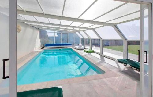 Amazing Home In Jugon-Les-Lacs