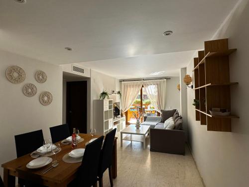 Cozy apartment looking at the pool PUNTA PRIMA in Punta Prima Cozy apartment looking at the pool PUNTA PRIMA in Punta Prima