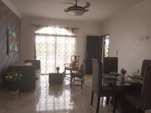 Ático con Terraza y agua caliente (Atico con Terraza y agua caliente) in 聖佩德羅德馬科里斯 Ático con Terraza y agua caliente (Atico con Terraza y agua caliente) in 聖佩德羅德馬科里斯