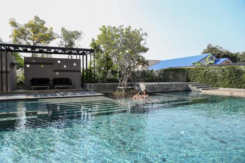 First Choice Suites9