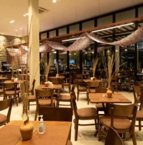 Restaurant, Apartamento Resort em ipioca Maceio in Garca Torta Restaurant, Apartamento Resort em ipioca Maceio in Garca Torta