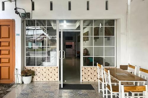 設施, OYO 92950 Orien Guesthouse in 培瑪唐席安塔市 設施, OYO 92950 Orien Guesthouse in 培瑪唐席安塔市