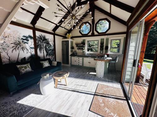 Konyha, Amazing Riverside Retreat with Hot Tub & EcoPool in Ruiterbos Konyha, Amazing Riverside Retreat with Hot Tub & EcoPool in Ruiterbos