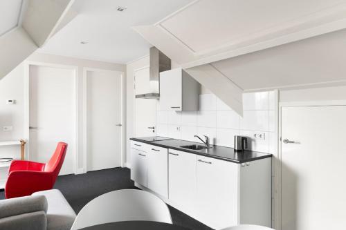 кухня, Zeayou Zeeland - Appartementen Markt 5 & 5a in Домбург кухня, Zeayou Zeeland - Appartementen Markt 5 & 5a in Домбург