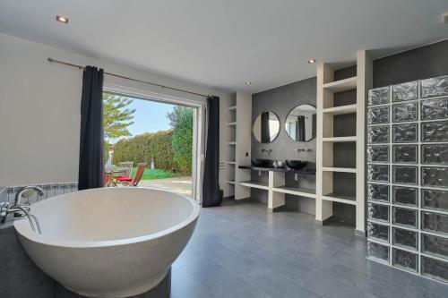 Facilities, Las Marinas 8 by Aguilarent in Els Molins Beach Facilities, Las Marinas 8 by Aguilarent in Els Molins Beach