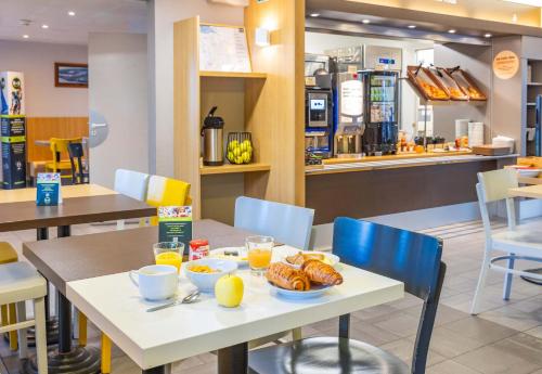 مطعم, B&B Hotel Saint-Malo Centre in Saint Servan مطعم, B&B Hotel Saint-Malo Centre in Saint Servan