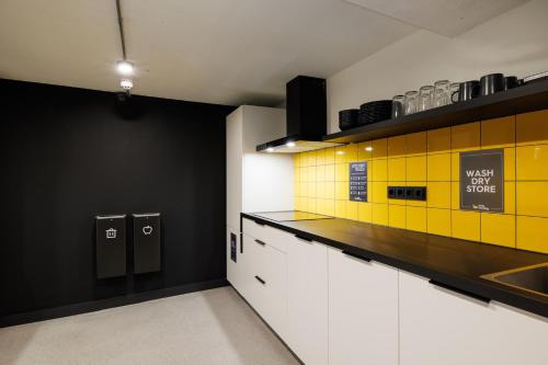 кухня, Little Monkey Hostel in Енсхеде кухня, Little Monkey Hostel in Енсхеде