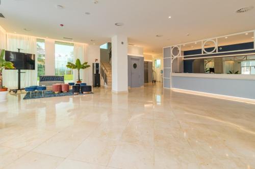 Lobby, Hotel City Express Santander Parayas in Santander Lobby, Hotel City Express Santander Parayas in Santander