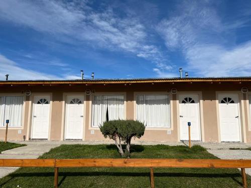 Bejárat, Departamentos El Alamo in Comandante Luis Piedrabuena Bejárat, Departamentos El Alamo in Comandante Luis Piedrabuena