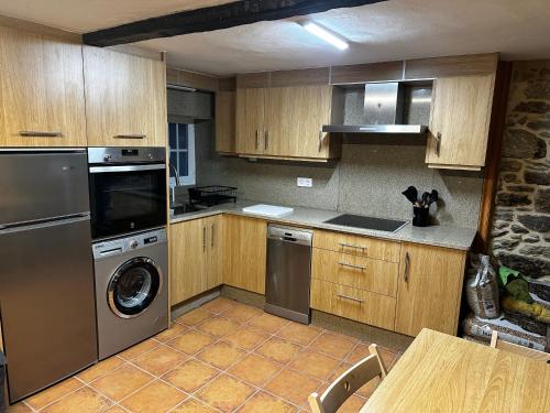 Konyha, A Ribeira in Castro Caldelas Konyha, A Ribeira in Castro Caldelas