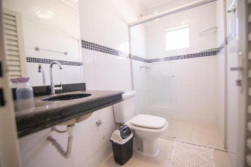 Bathroom, Casa c/4 quartos e Piscina - Excelente localizacao in Jardim Paraiso Bathroom, Casa c/4 quartos e Piscina - Excelente localizacao in Jardim Paraiso