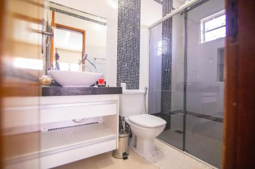 Bathroom, Casa c/4 quartos e Piscina - Excelente localizacao in Jardim Paraiso Bathroom, Casa c/4 quartos e Piscina - Excelente localizacao in Jardim Paraiso