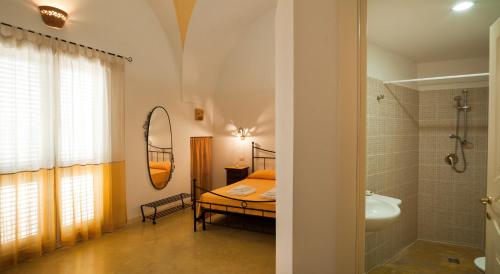 Bathroom, B&B La Garolla in Sannicola Bathroom, B&B La Garolla in Sannicola