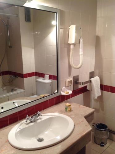 This photo about El Hana International shared on HyHotel.com