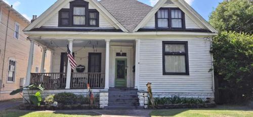 Mins from Downtown & Dining, Dauphin Darling 2 in Zona costeira/praia Mins from Downtown & Dining, Dauphin Darling 2 in Zona costeira/praia