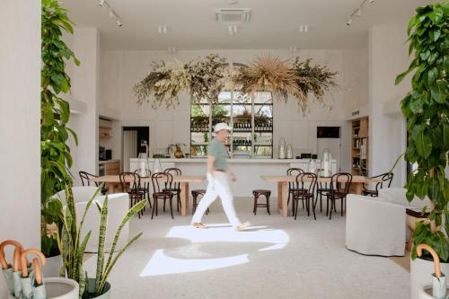 Pub/salon, The Tamborine - Boutique Hotel in planinaTamborine Pub/salon, The Tamborine - Boutique Hotel in planinaTamborine