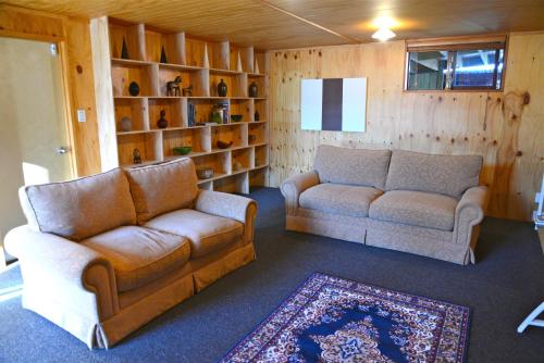 Facilities, Barn Bed & Breakfast in Waitati Facilities, Barn Bed & Breakfast in Waitati