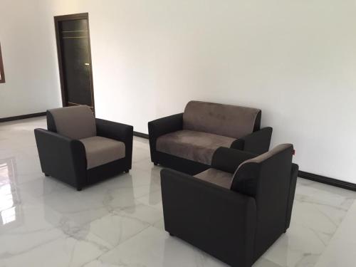 Hotel E3 in Mannar Hotel E3 in Mannar