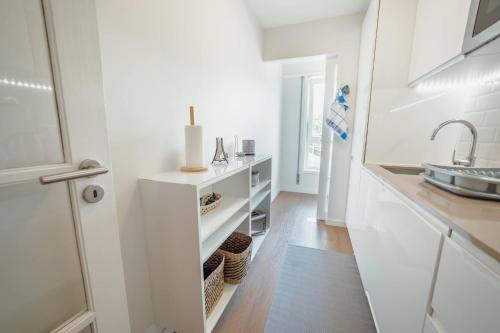 Kitchen, Matosinhos Premium by Hosty in Senhora Da Hora Kitchen, Matosinhos Premium by Hosty in Senhora Da Hora