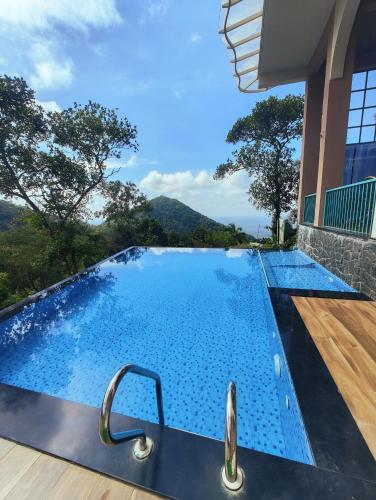 مسبح, Mount Stratus Resort in بودوبادي مسبح, Mount Stratus Resort in بودوبادي