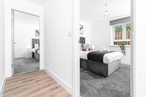 Two Bedroom Apartment - Balcony - Secure Parking - Smart TV - Wifi - Netflix - 3MC in Oldbury Two Bedroom Apartment - Balcony - Secure Parking - Smart TV - Wifi - Netflix - 3MC in Oldbury
