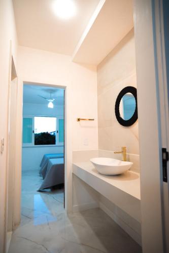 حمام, Casa independente com piscina e sauna in Braga حمام, Casa independente com piscina e sauna in Braga