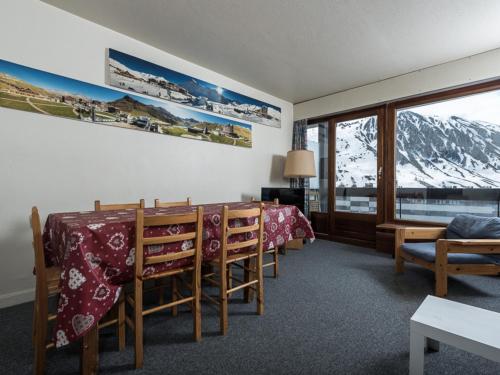 Appartement spacieux à Tignes - Accès direct aux pistes - 7 personnes - FR-1-502-391 (Appartement spacieux a Tignes - Acces direct aux pistes - 7 personnes - FR-1-502-391) in Tignes Appartement spacieux à Tignes - Accès direct aux pistes - 7 personnes - FR-1-502-391 (Appartement spacieux a Tignes - Acces direct aux pistes - 7 personnes - FR-1-502-391) in Tignes
