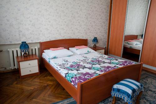 This photo about MH Zemlyanoy val shared on HyHotel.com