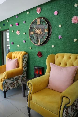 ردهة, Dukes Chambers in هاري سميث ردهة, Dukes Chambers in هاري سميث