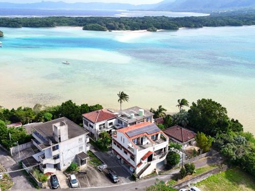 MAETAKAYA しまんちゅ in Kabira Bay MAETAKAYA しまんちゅ in Kabira Bay