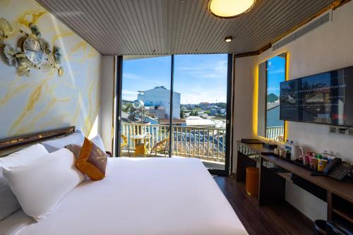 Phuc Hai Hotel Da Lat in Love Valley / Dream Hill Phuc Hai Hotel Da Lat in Love Valley / Dream Hill