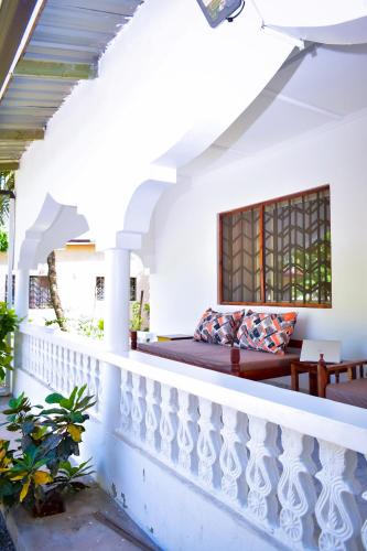 Balkon/teras, Villa - Beach 5min, Wifi, SmartTV, Parking - by Mango Tree Cottages Kilifi in Kilifi Balkon/teras, Villa - Beach 5min, Wifi, SmartTV, Parking - by Mango Tree Cottages Kilifi in Kilifi